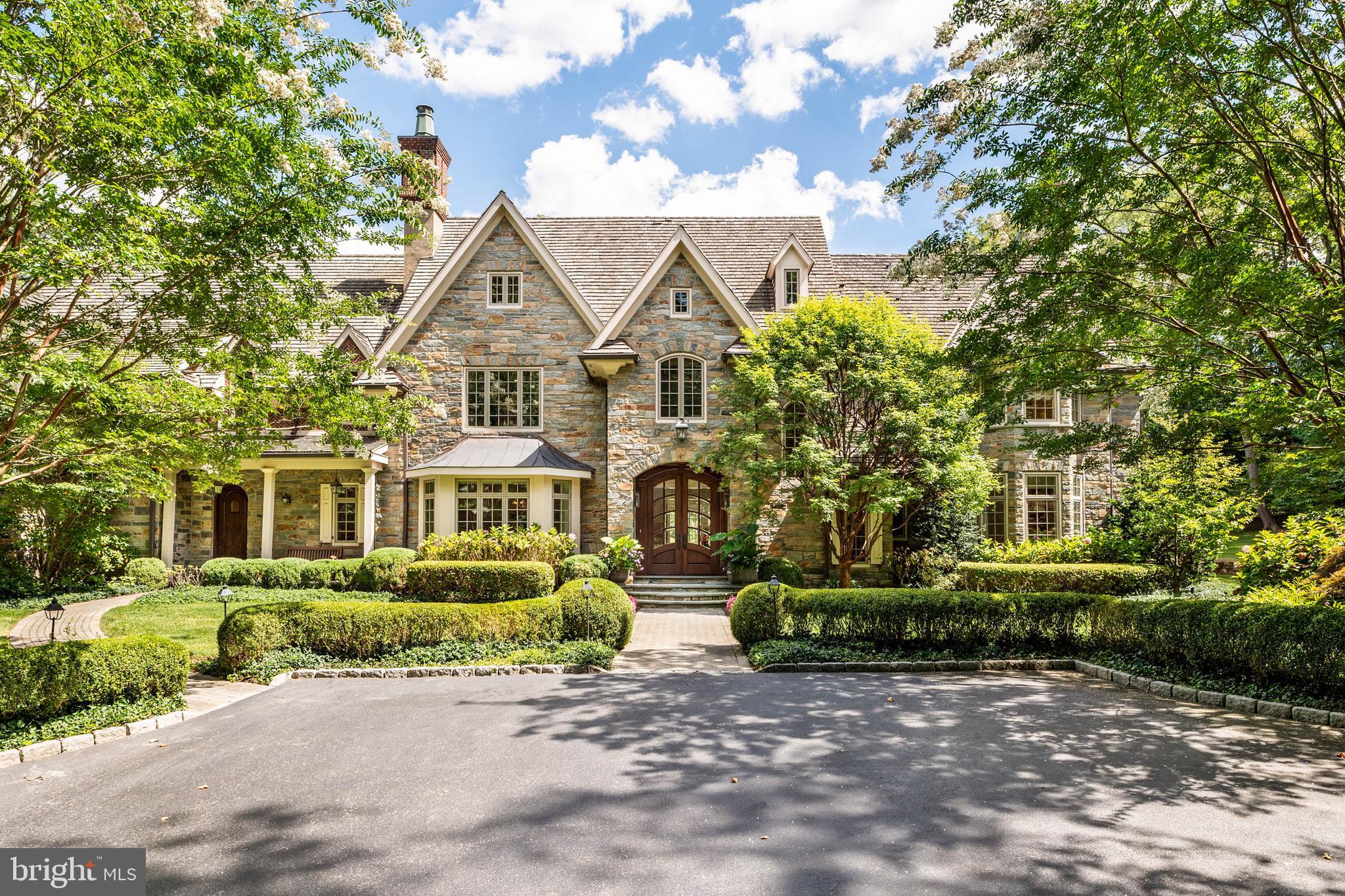 545 Avonwood Road Haverford, PA 19041 - Photo 78 of 86 a front view of a house with a garden