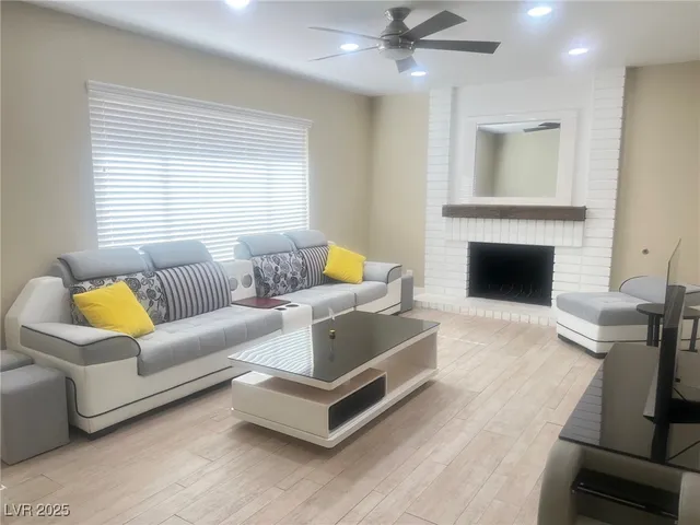 $2,750 | 4194 Greenpoint Street, Las Vegas, NV 89147