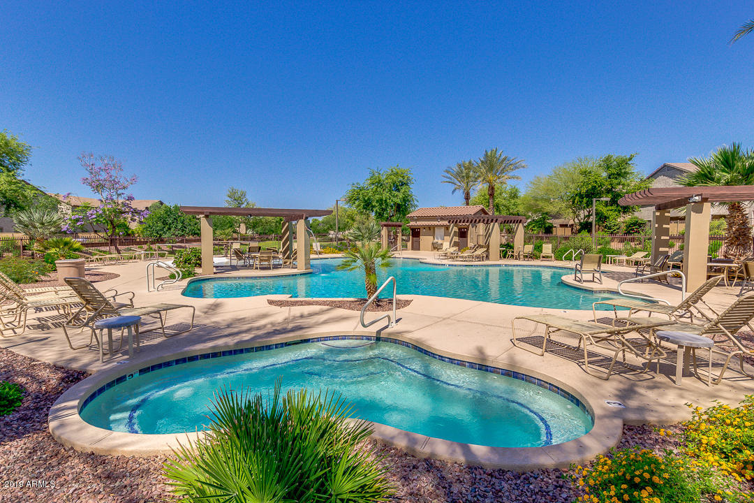 2156 West Kathleen Road Phoenix, AZ 85023 - Photo 44 of 60 11-Kathleen Reshoot (1)