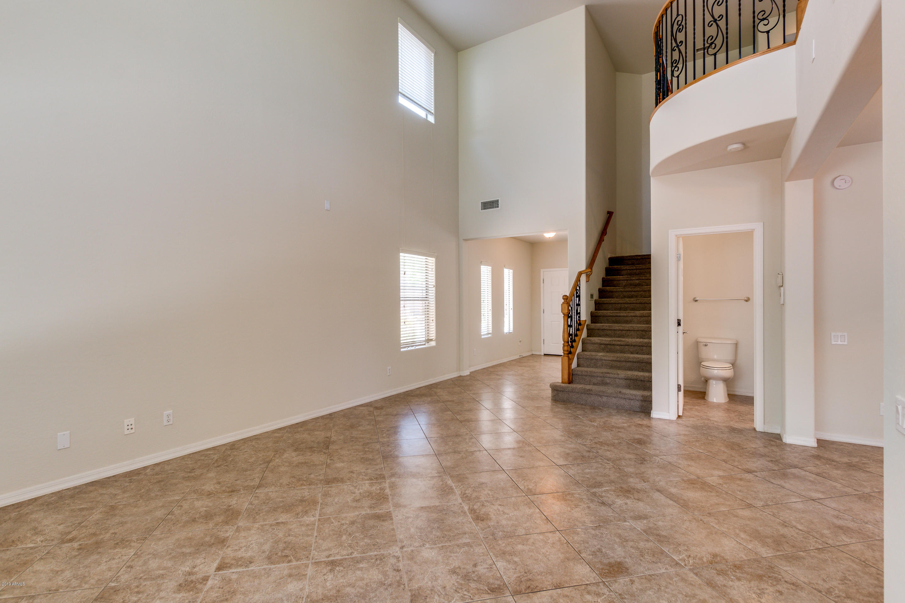 2156 West Kathleen Road Phoenix, AZ 85023 - Photo 8 of 60 08-Kathleen