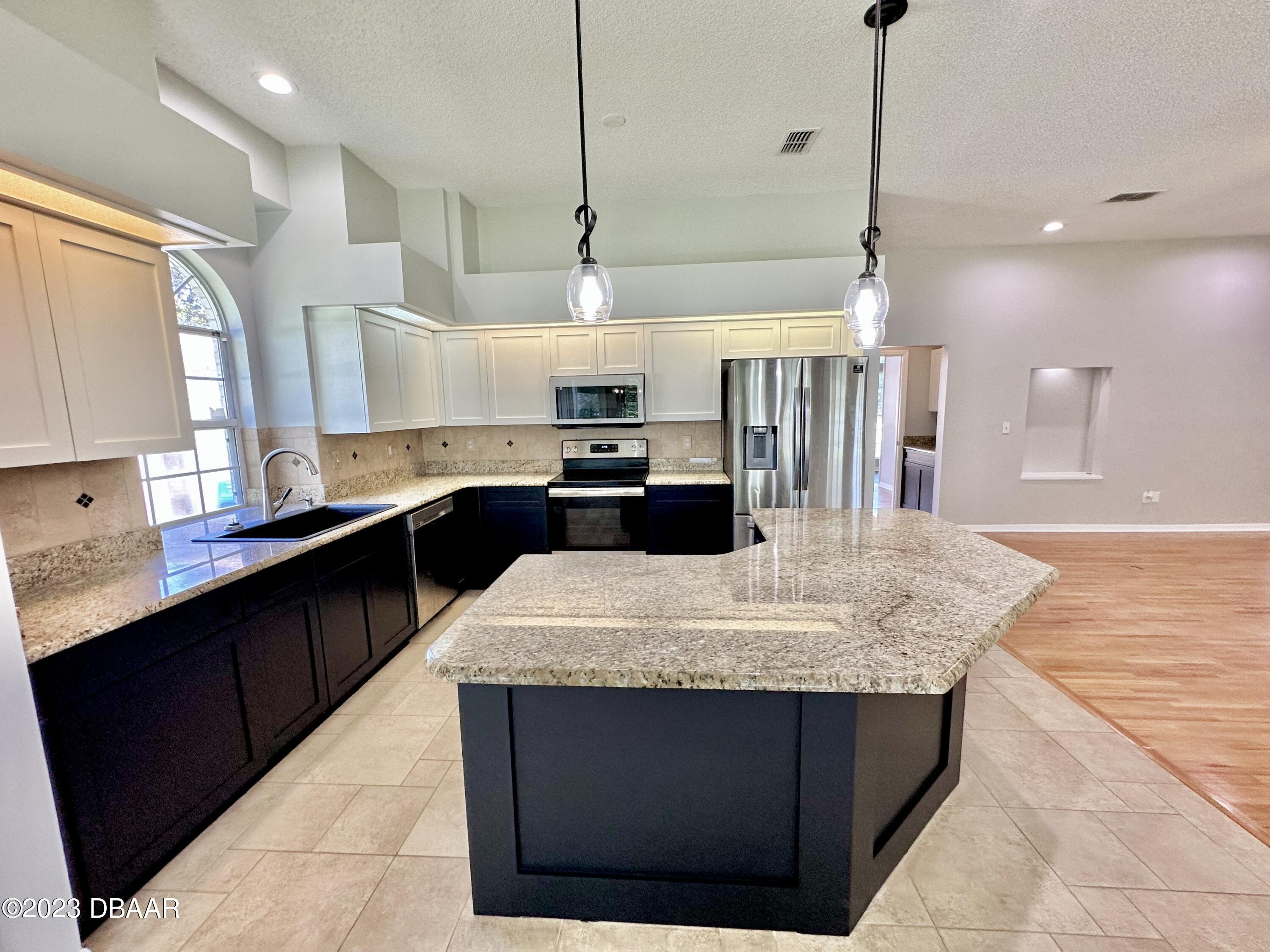 17 Crescent Lake Way Ormond Beach, FL 32174 - Photo 18 of 50 IMG_2916