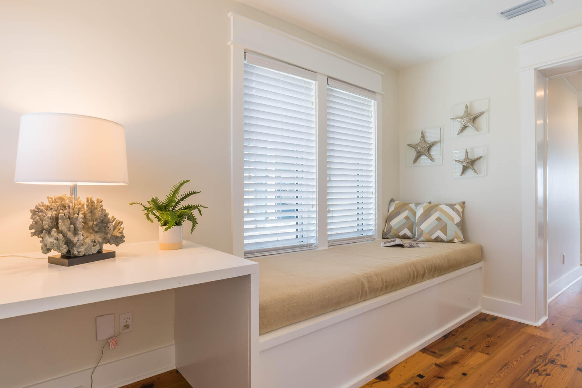 179 Pelican Circle Seacrest, FL 32461 - Photo 39 of 87 a bathroom with a sink and a bathtub