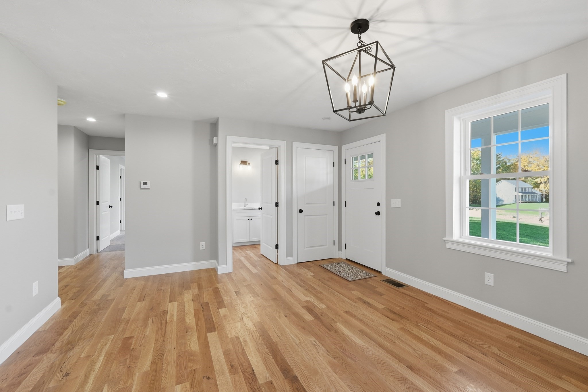 126 Townsend Harbor Road Lunenburg, MA 01462 - Photo 7 of 40 Gallery Image 7