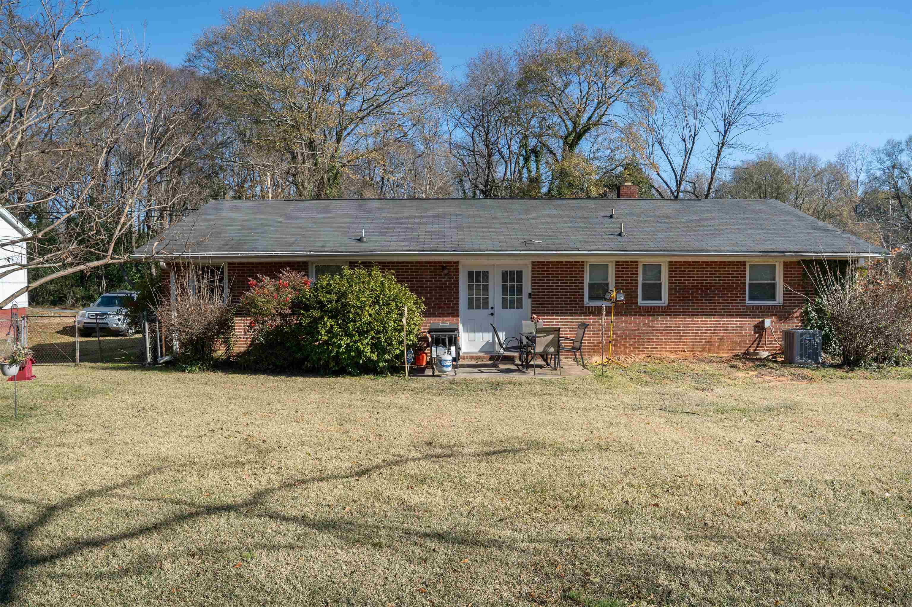 1030 Mayview Street Spartanburg, SC 29303 - Photo 9 of 42