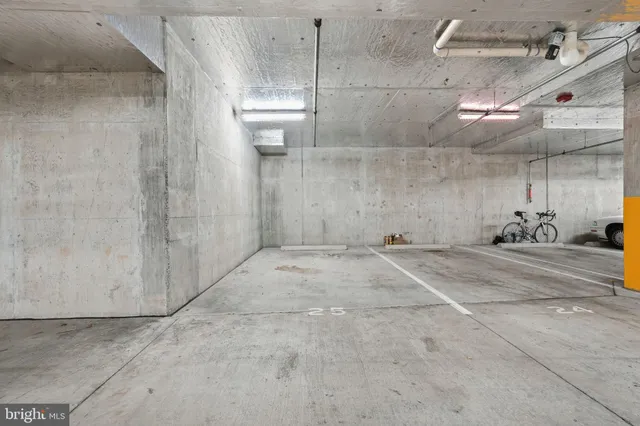 $450,000 | 815 North Patrick Street, Unit 406, Alexandria, VA 22314