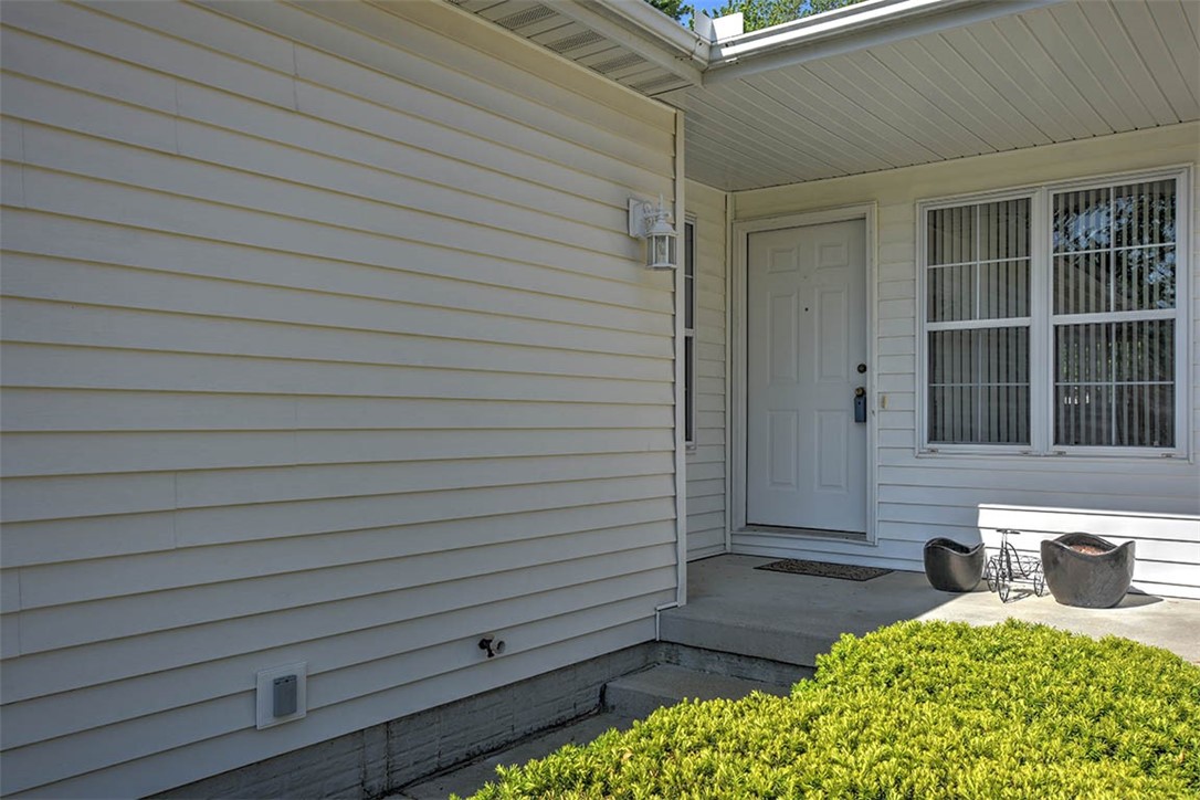 2843 Grove Court Decatur, IL 62521 - Photo 2 of 21