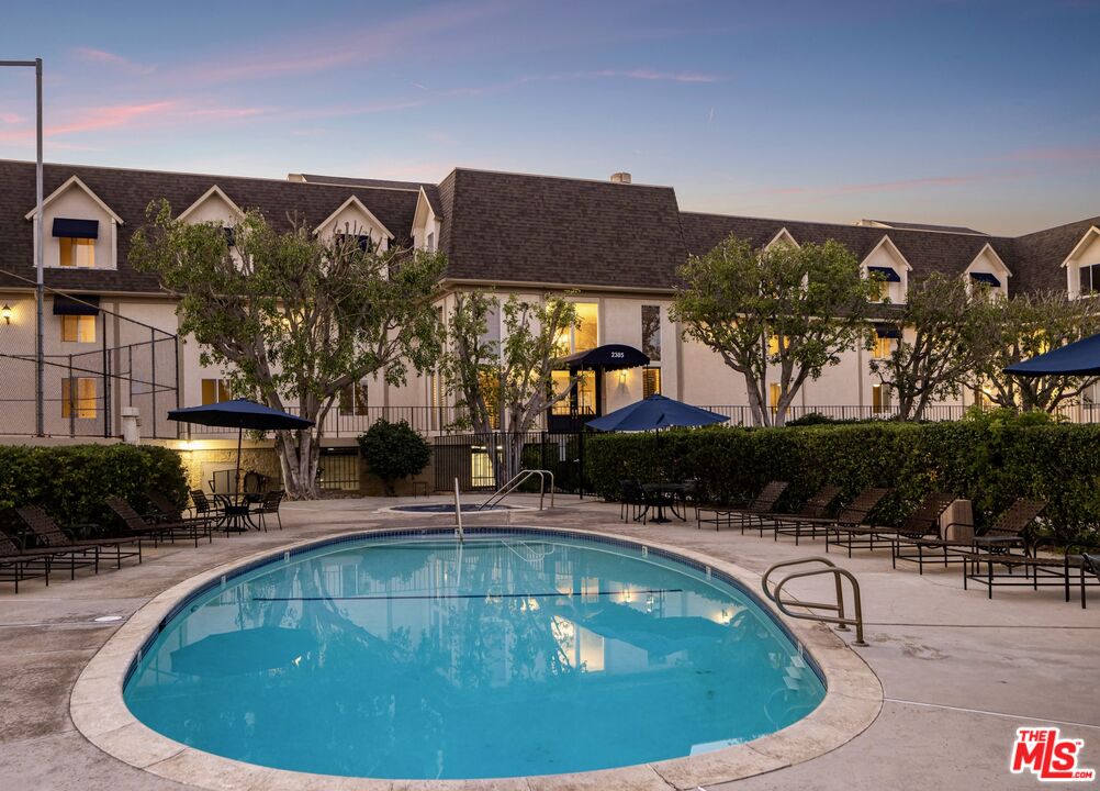 2385 Roscomare Road, Unit D3 Los Angeles, CA 90077 - Photo 28 of 30