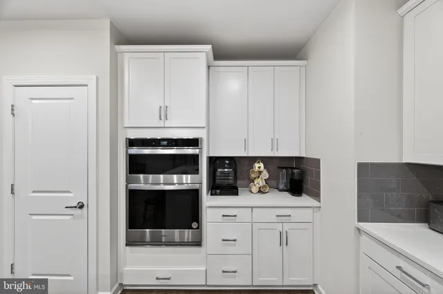 $620,000 | 21630 Hawksbill High Circle, Unit 204, Sterling, VA 20164