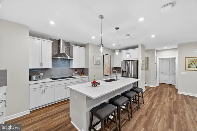 $620,000 | 21630 Hawksbill High Circle, Unit 204, Sterling, VA 20164