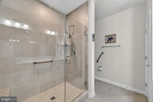 $620,000 | 21630 Hawksbill High Circle, Unit 204, Sterling, VA 20164