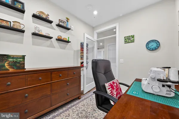 $597,000 | 21630 Hawksbill High Circle, Unit 204, Sterling, VA 20164