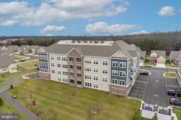 $597,000 | 21630 Hawksbill High Circle, Unit 204, Sterling, VA 20164