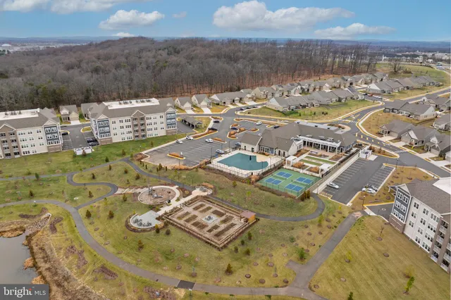 $620,000 | 21630 Hawksbill High Circle, Unit 204, Sterling, VA 20164