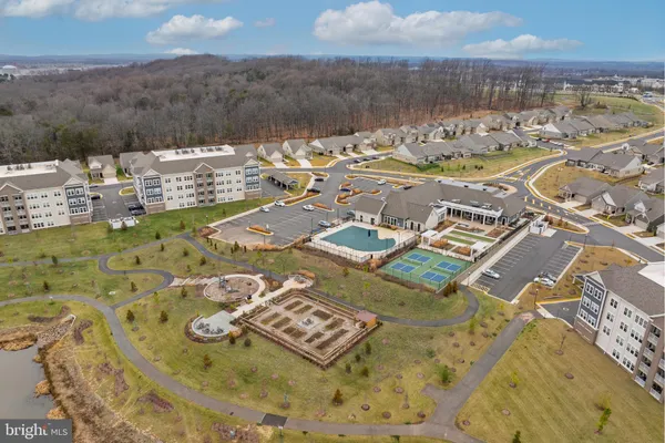 $597,000 | 21630 Hawksbill High Circle, Unit 204, Sterling, VA 20164