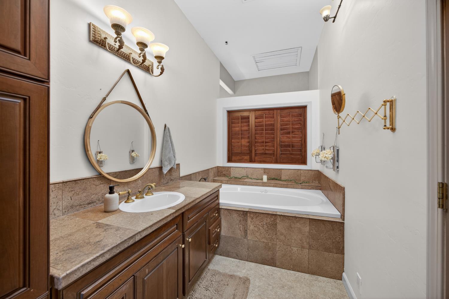 8380 Chili Hill Road Newcastle, CA 95658 - Photo 22 of 35