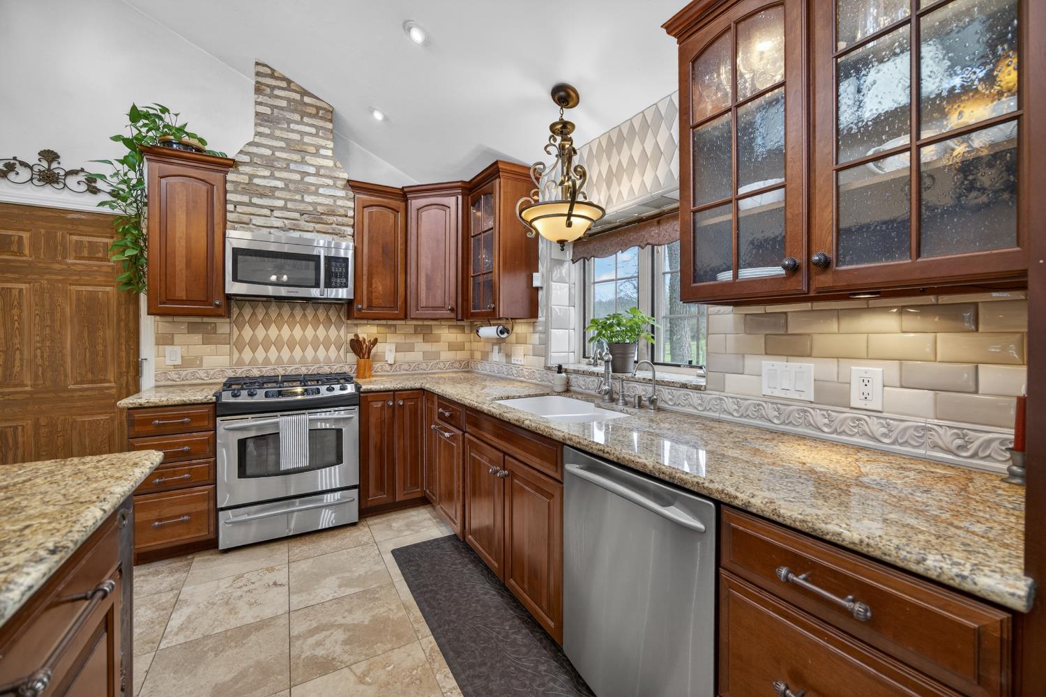 8380 Chili Hill Road Newcastle, CA 95658 - Photo 9 of 35