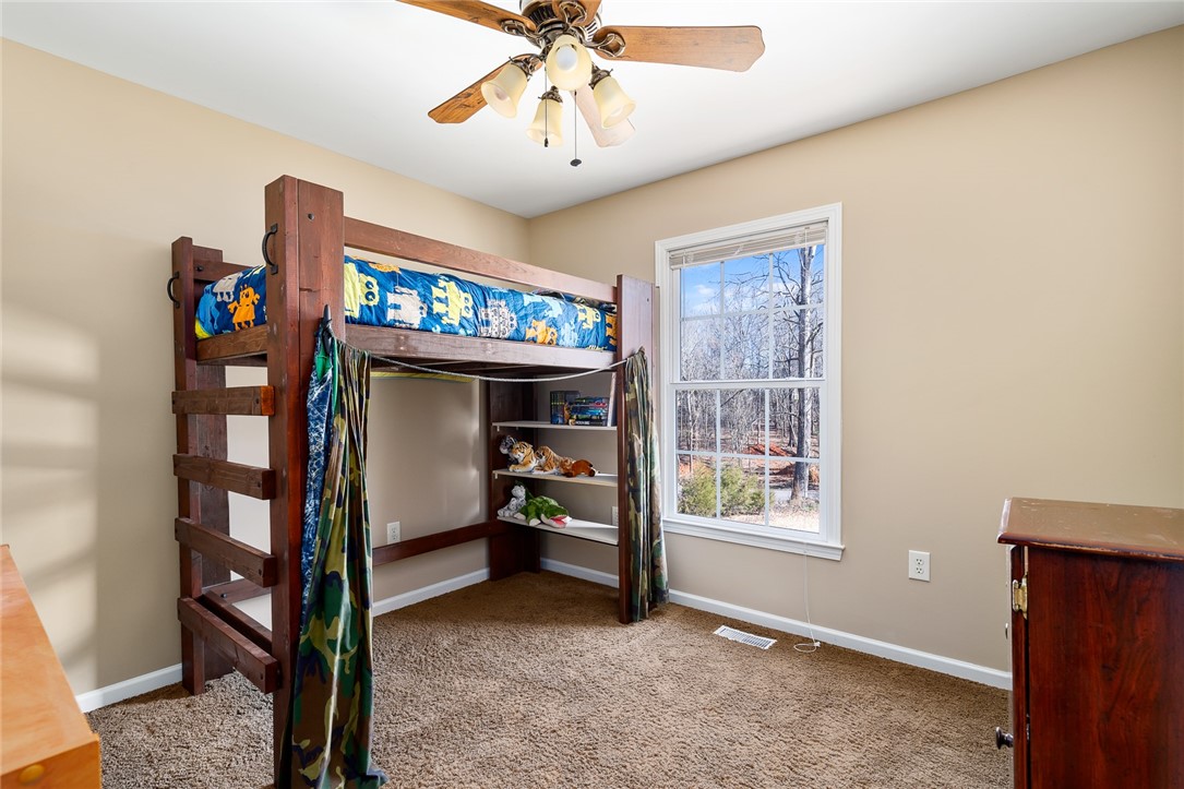 123 Boxwood Lane Anderson, SC 29621 - Photo 16 of 34 Gallery Image 16