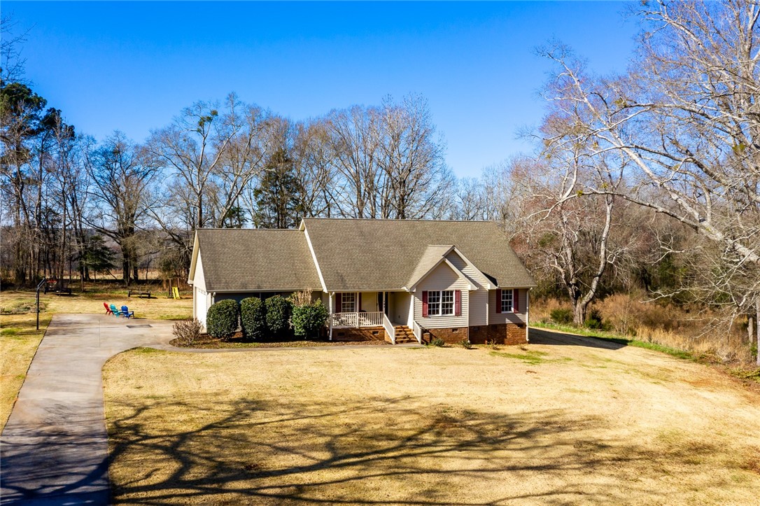 123 Boxwood Lane Anderson, SC 29621 - Photo 24 of 34 Gallery Image 24