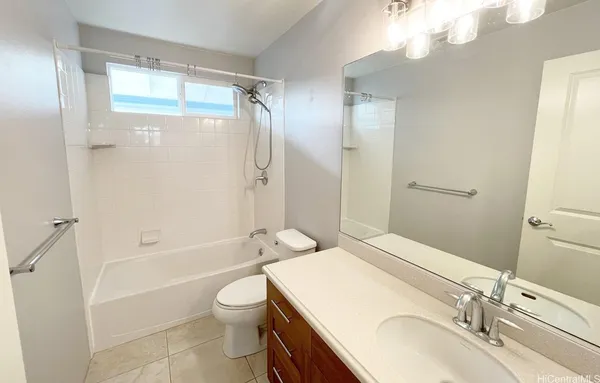 $4,400 | 91-1243 Kaikohola Street, Unit D93, Ewa Beach, HI 96706
