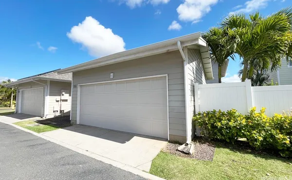 $4,400 | 91-1243 Kaikohola Street, Unit D93, Ewa Beach, HI 96706