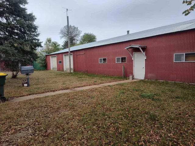 $269,900 | 405 Airport Road, Boscobel, WI 53805