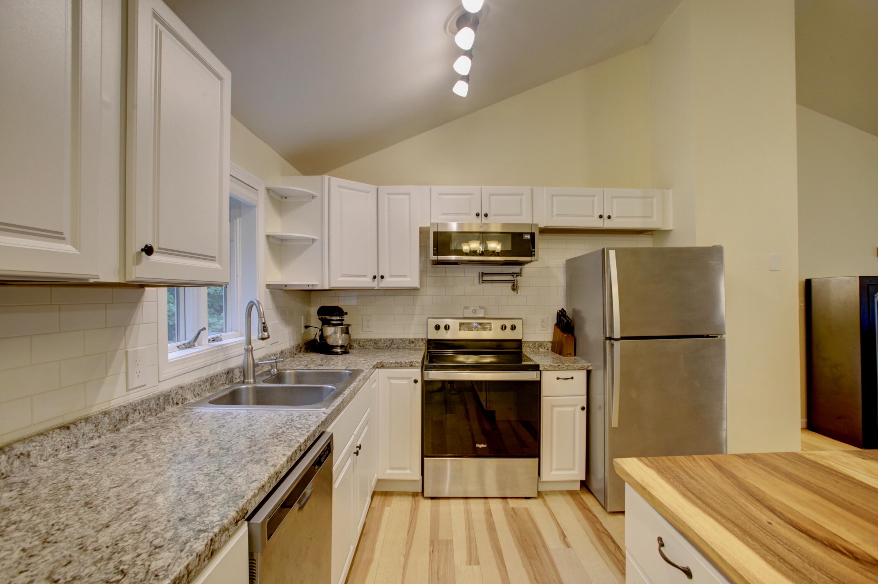 23 Walnut Brook Road Sanford, ME 04073 - Photo 7 of 25 21