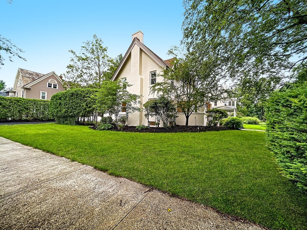 74 Forest Glen Road Longmeadow, MA 01106 - Photo 3 of 41 Gallery Image 3