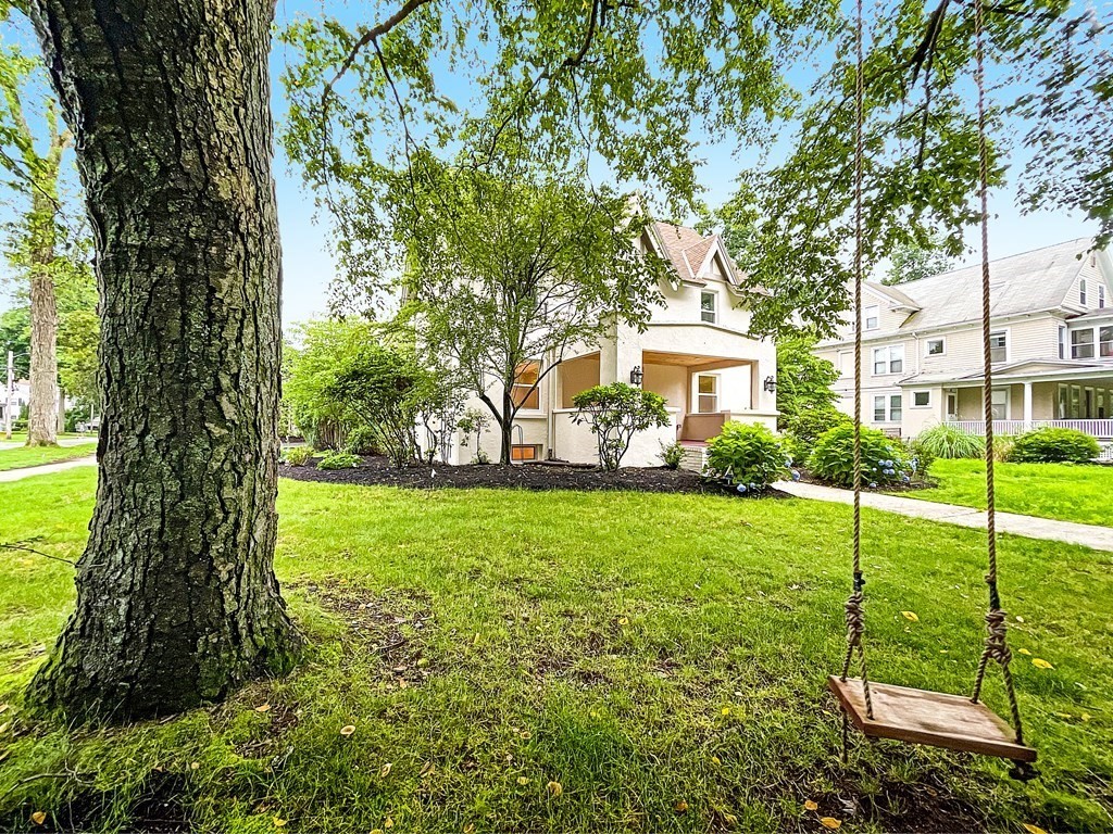74 Forest Glen Road Longmeadow, MA 01106 - Photo 4 of 41 Gallery Image 4