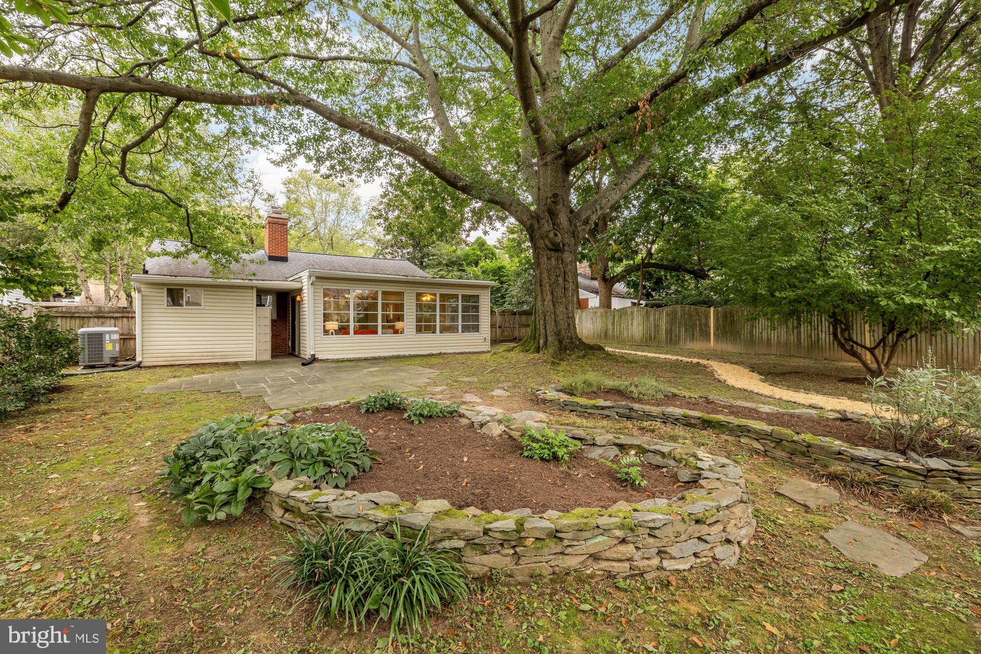 4806 Edgefield Road Bethesda, MD 20814 - Photo 41 of 45 Gallery Image 41