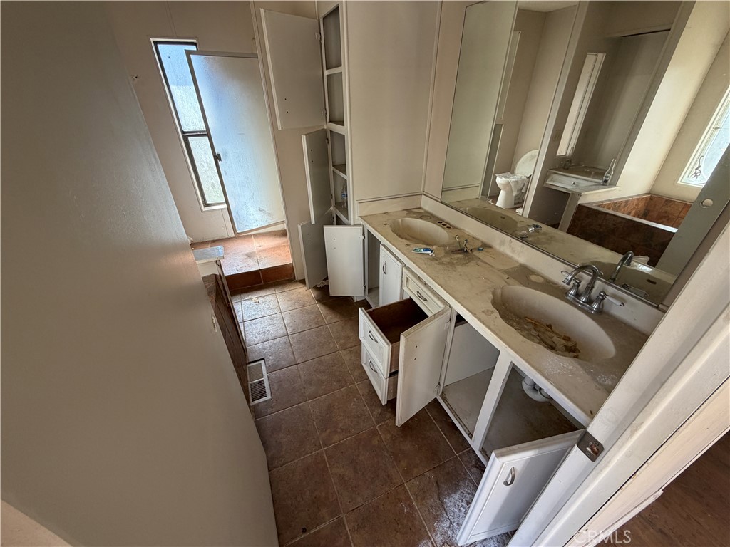 39175 Boulder Way Anza, CA 92539 - Photo 41 of 60