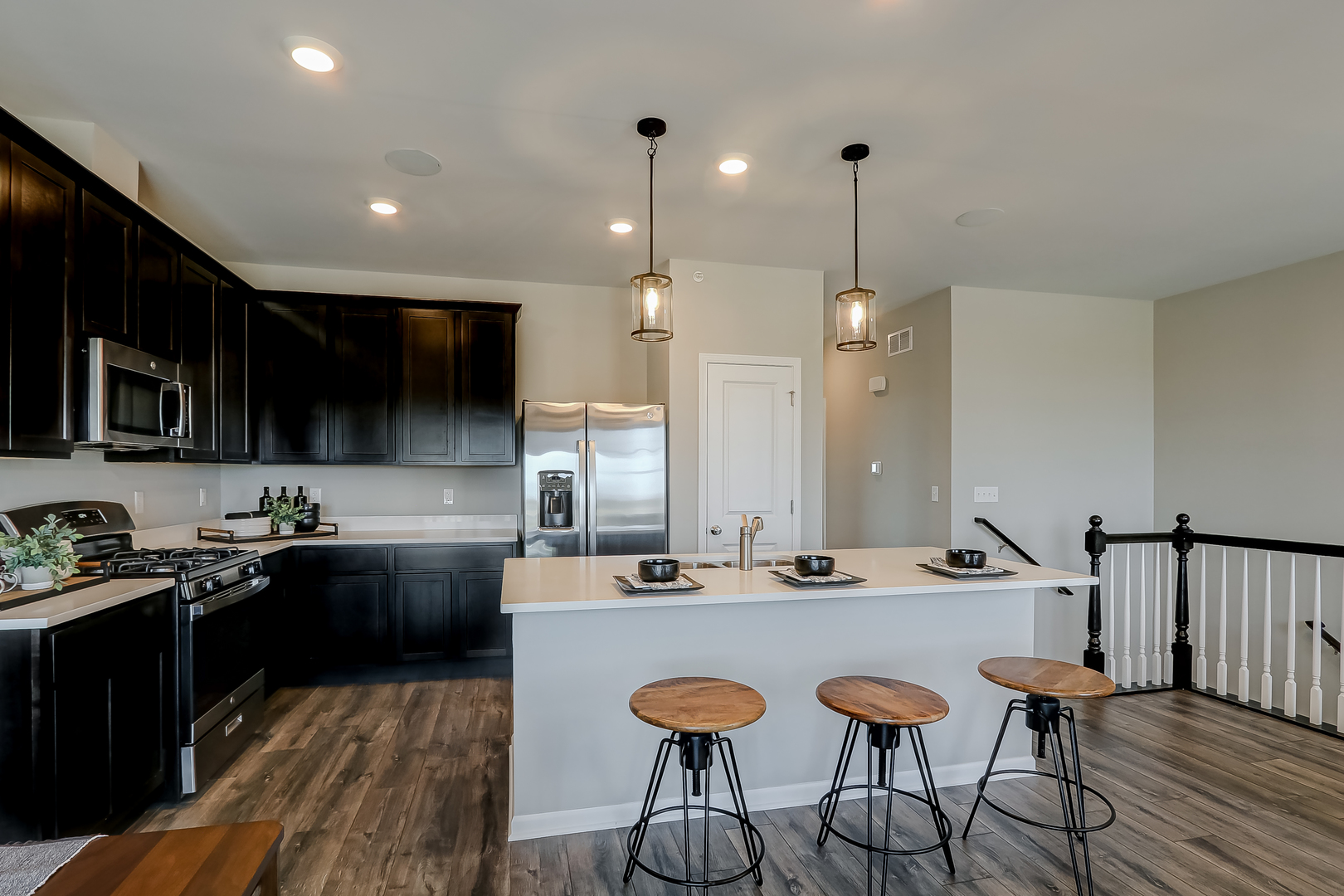 504 Comstock Road South Elgin, IL 60177 - Photo 18 of 28 Gallery Image 18