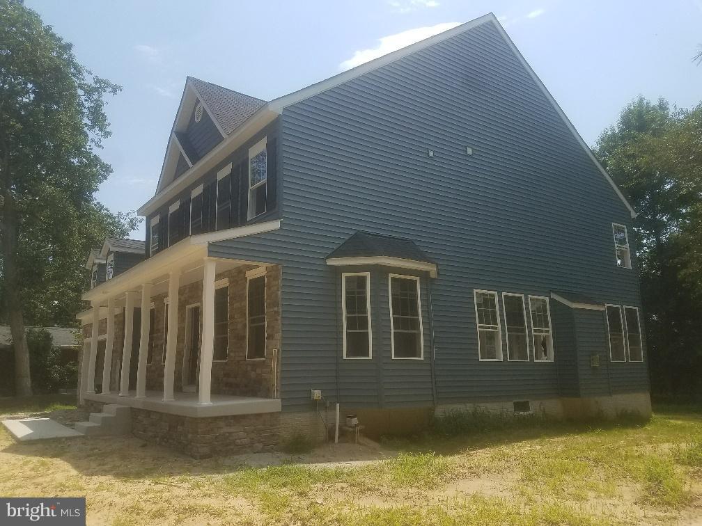 1685 Twickenham Road Pasadena, MD 21122 - Photo 2 of 7 Exterior (Rear)