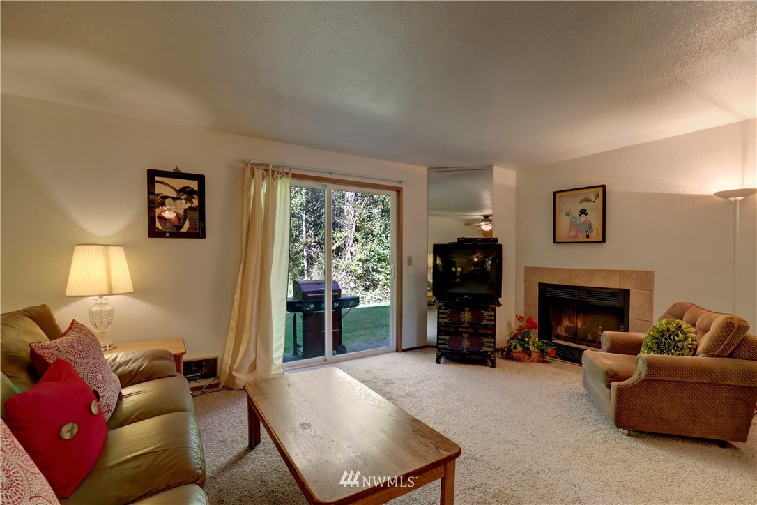 18910 Bothell Everett Highway, Unit G2 Bothell, WA 98012 - Photo 2 of 18 Gallery Image 2