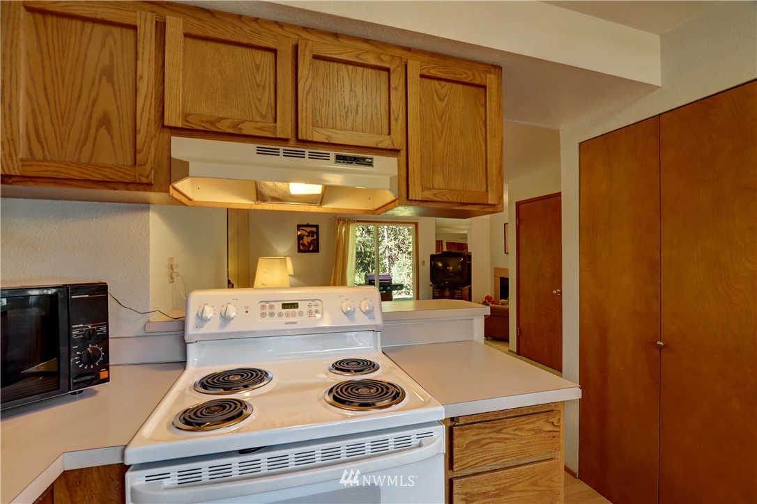 18910 Bothell Everett Highway, Unit G2 Bothell, WA 98012 - Photo 6 of 18 Gallery Image 6