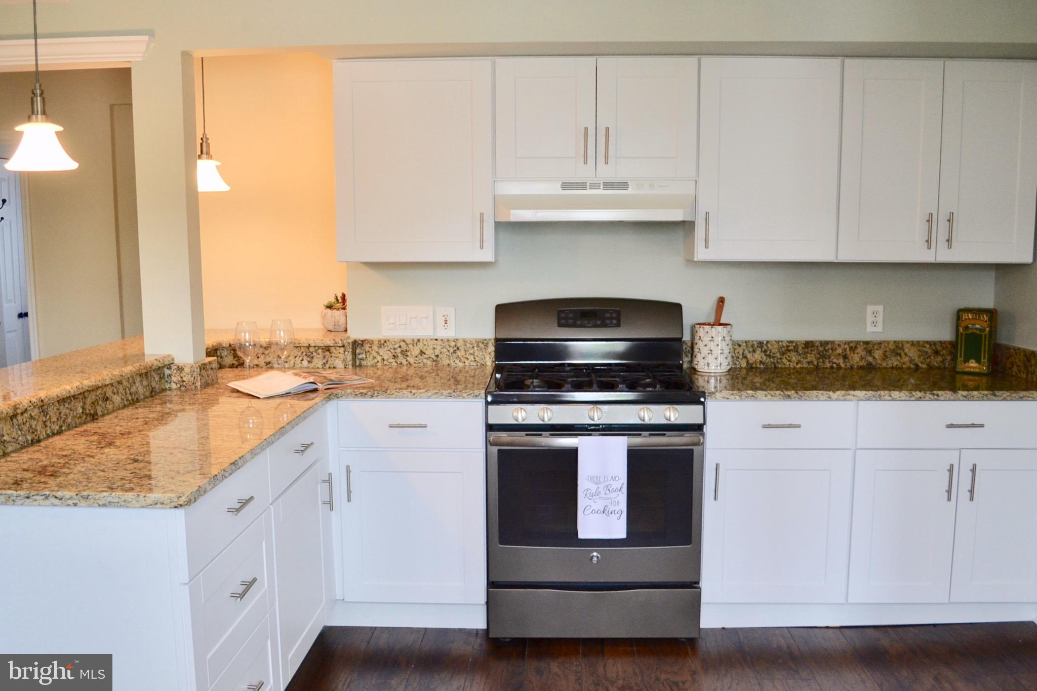 201 Ellis Road Willow Grove, PA 19090 - Photo 10 of 26 Kitchen