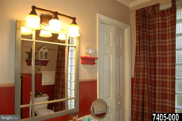691 Greenbriar Road York, PA 17404 - Photo 18 of 25 Gallery Image 18