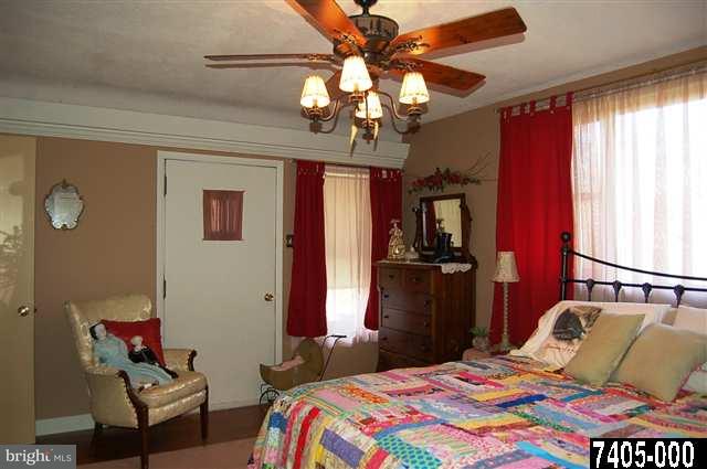 691 Greenbriar Road York, PA 17404 - Photo 22 of 25 Gallery Image 22