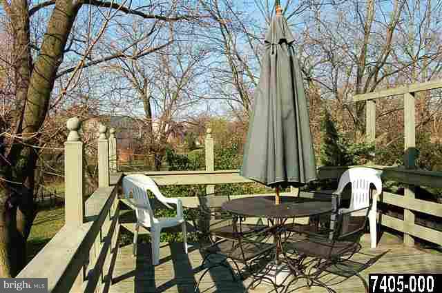 691 Greenbriar Road York, PA 17404 - Photo 23 of 25 Gallery Image 23