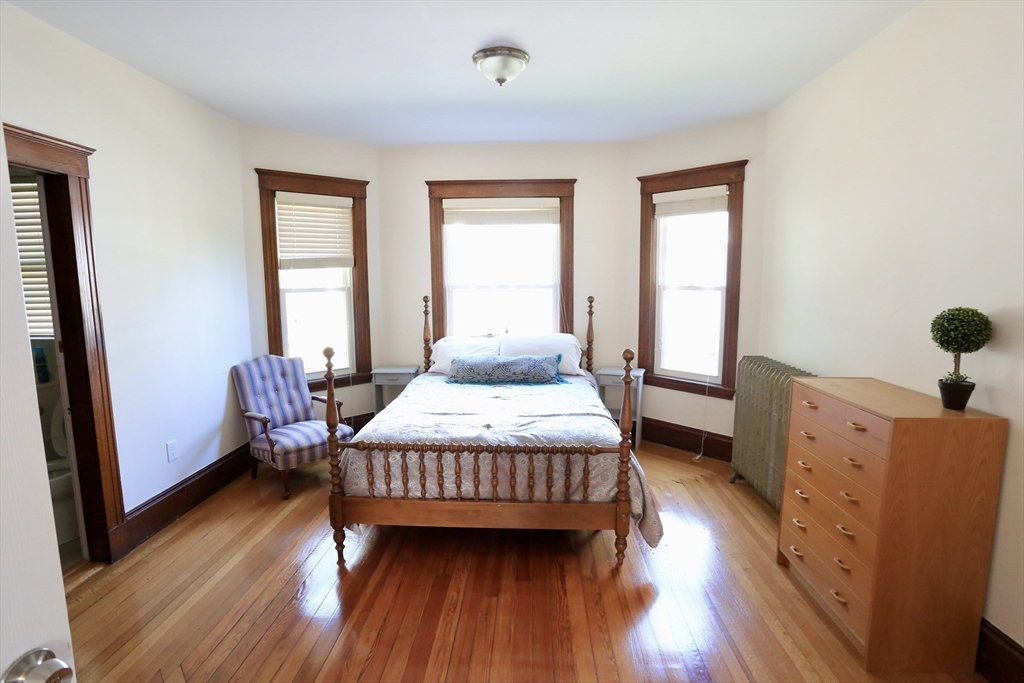 124 Forest Street Medford, MA 02155 - Photo 6 of 29