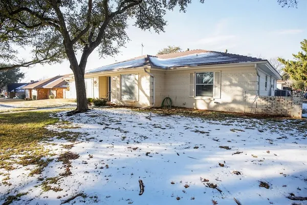 $3,300 | 6425 Heidelburg Court, North Richland Hills, TX 76180