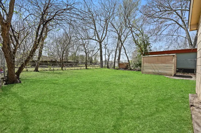 $1,395 | 205 Stimpson Street, Baytown, TX 77520