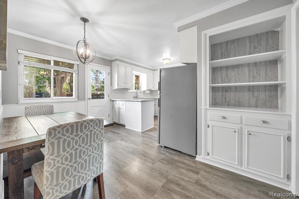 120 Windsor Road Rochester Hills, MI 48307 - Photo 12 of 37