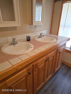 52 Ellisville-Turner Road Ellisville, MS 39437 - Photo 13 of 17 Bathroom