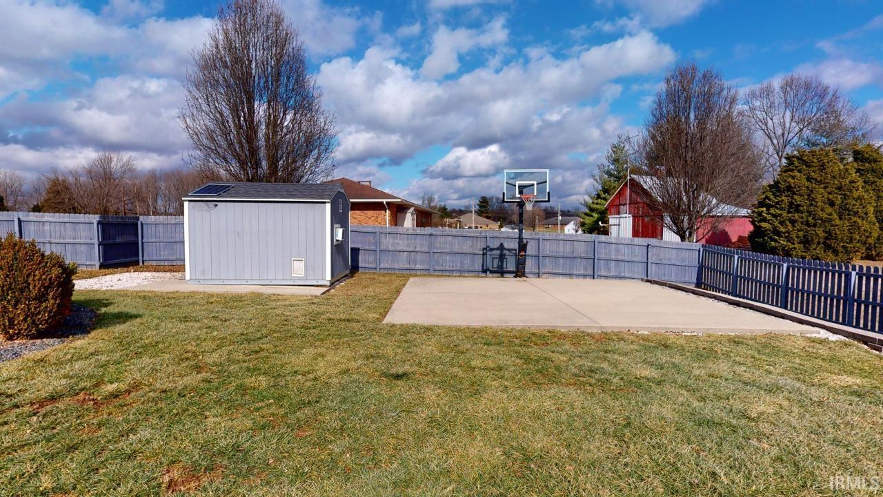 340 South Truman Road Jasper, IN 47546 - Photo 13 of 35 Gallery Image 13