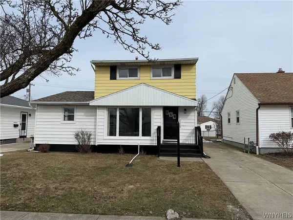 $249,900 | 364 Cleveland Drive, Tonawanda, NY 14223