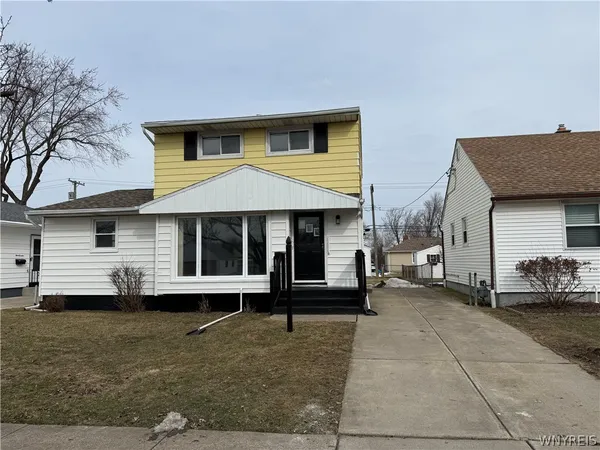 $249,900 | 364 Cleveland Drive, Tonawanda, NY 14223