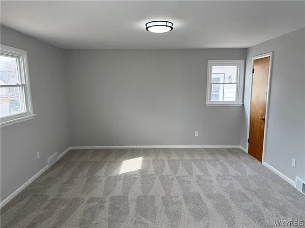 $249,900 | 364 Cleveland Drive, Tonawanda, NY 14223