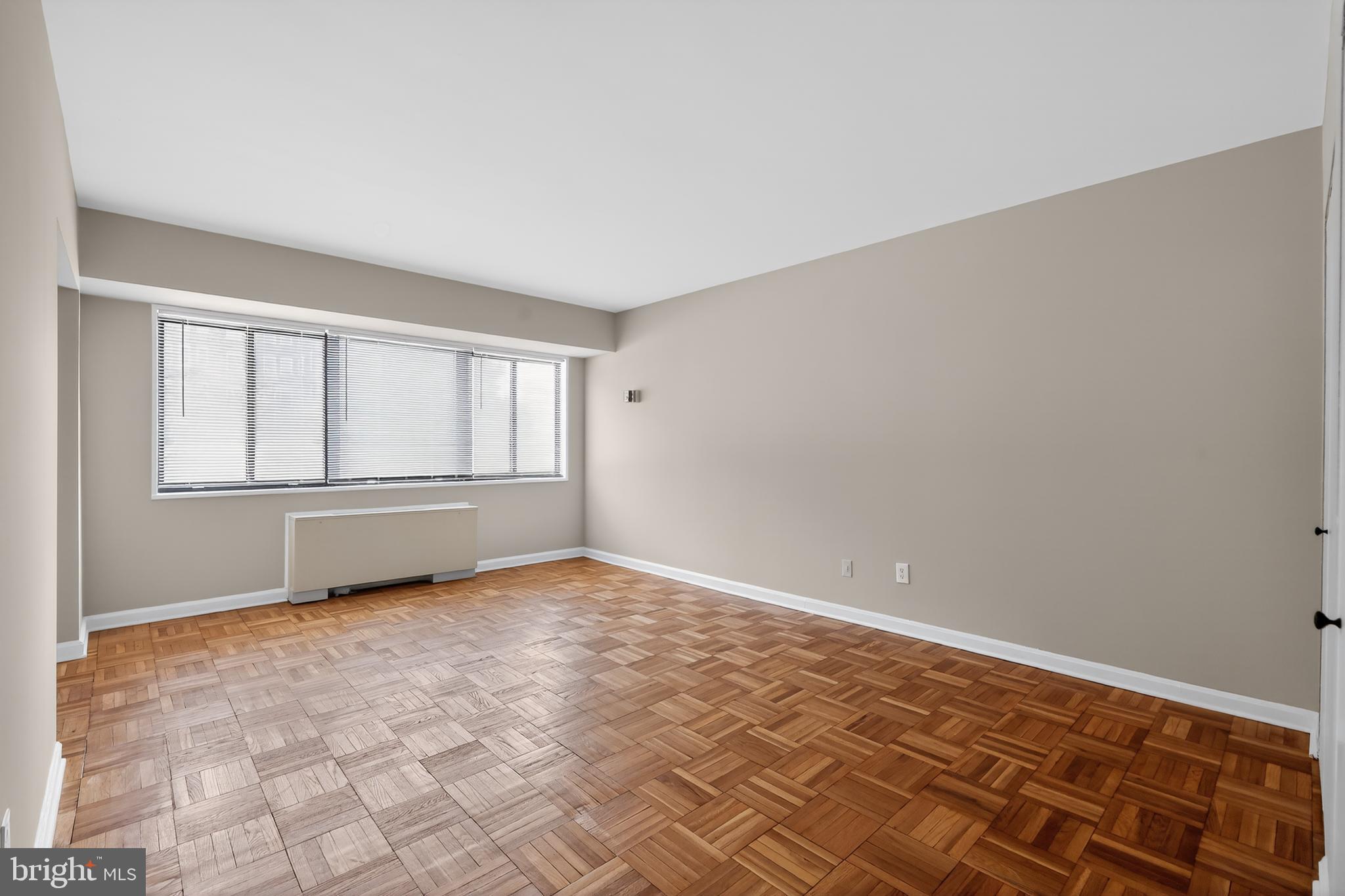 3701 Connecticut Avenue Northwest, Unit 233 Washington, DC 20008 - Photo 14 of 31 a view of an empty room with a window