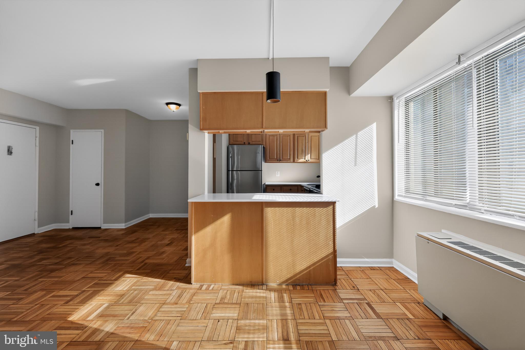 3701 Connecticut Avenue Northwest, Unit 233 Washington, DC 20008 - Photo 6 of 31 Dining Room