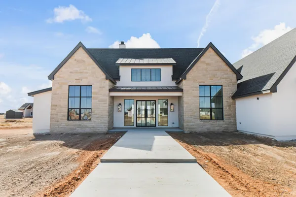 $600,000 | 223 Private Road, Seminole, TX 79360
